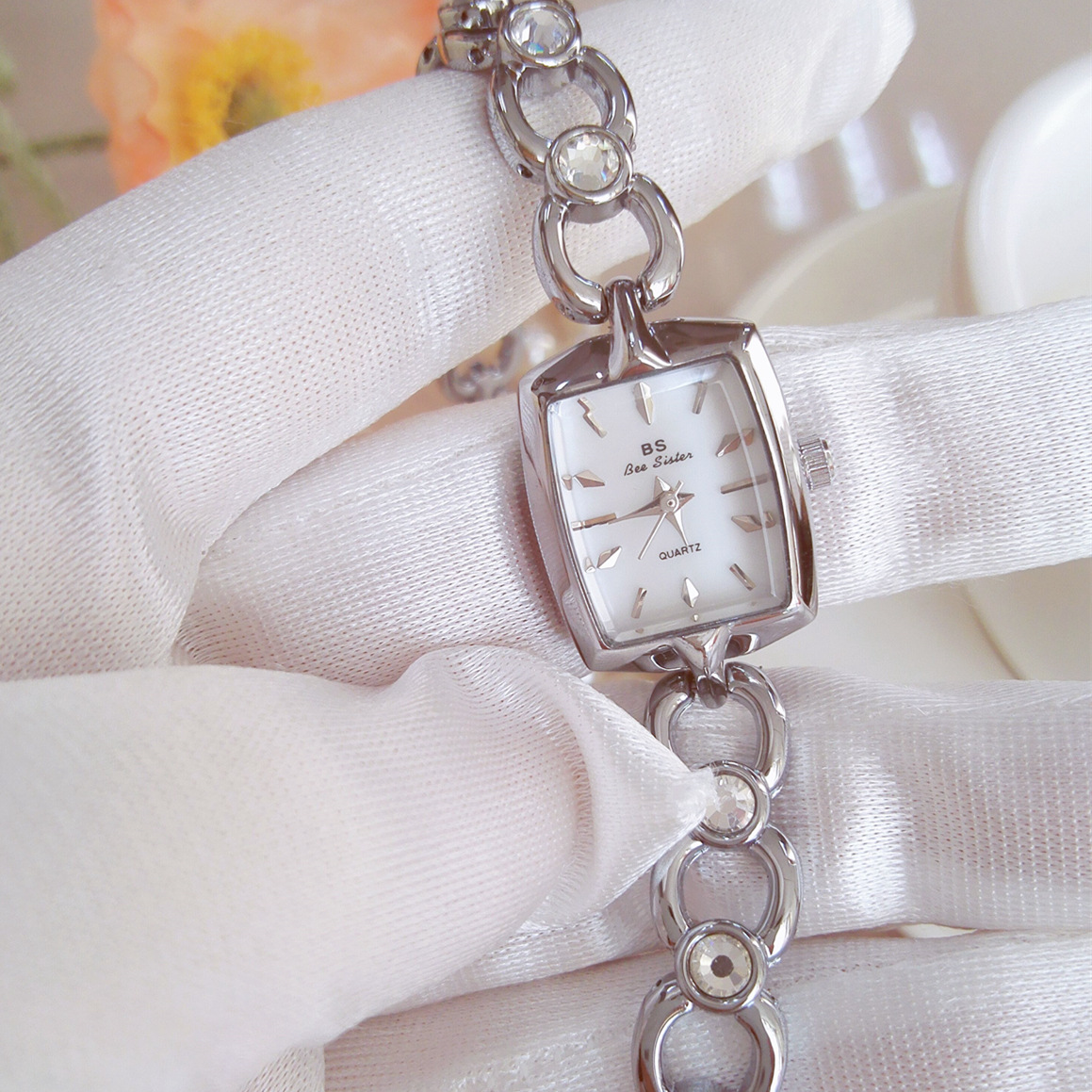 UTHAI Watch For Women Light Lu - Luxury Watch And Jewelry Brand ulasan dan harga