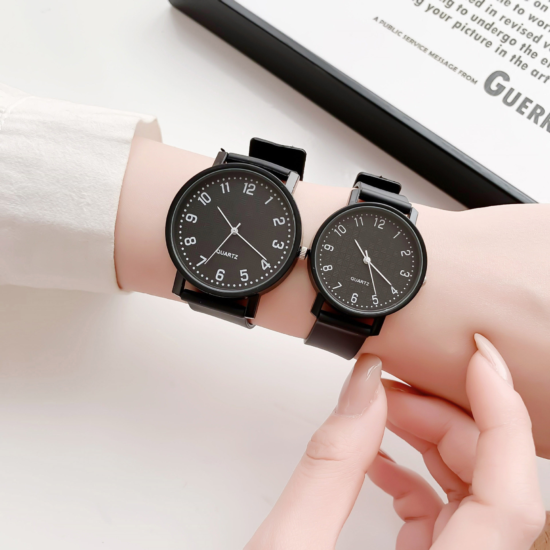 Simple Black Watch Quartz Watc - Lux Watch ulasan dan harga